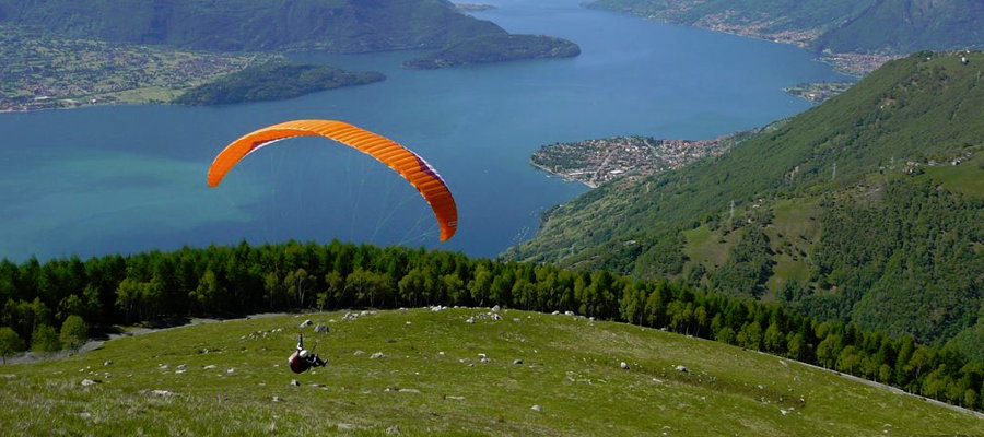 parapendio lago di como Gravedona Comer see